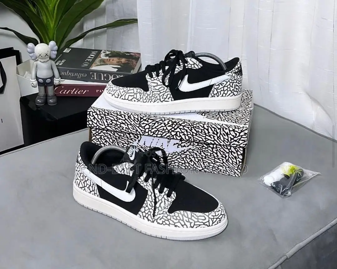 Pure Quality Sneakers