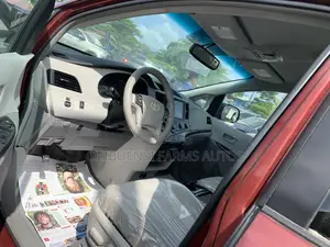 Toyota Sienna LE 8 Passenger 2012 Red