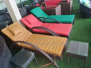 Exclusive Pool Bed
