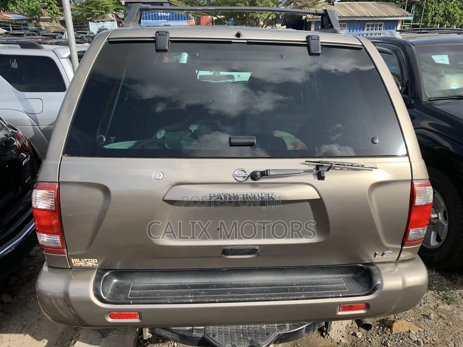 Nissan Pathfinder 2003 Gray