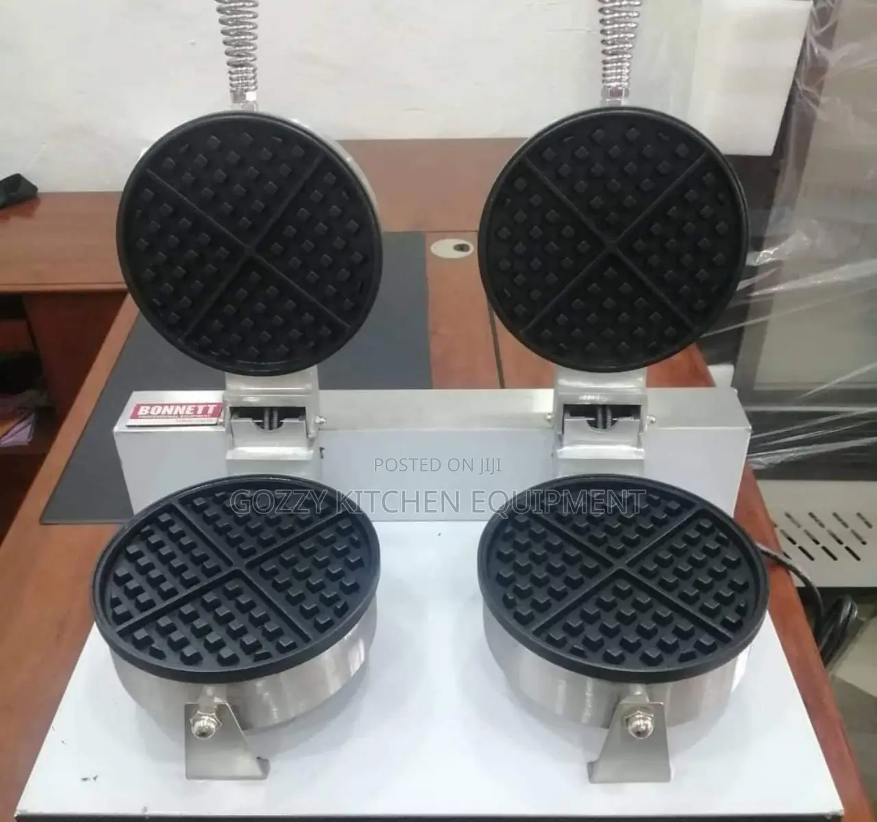 Double Waffle Making Machine