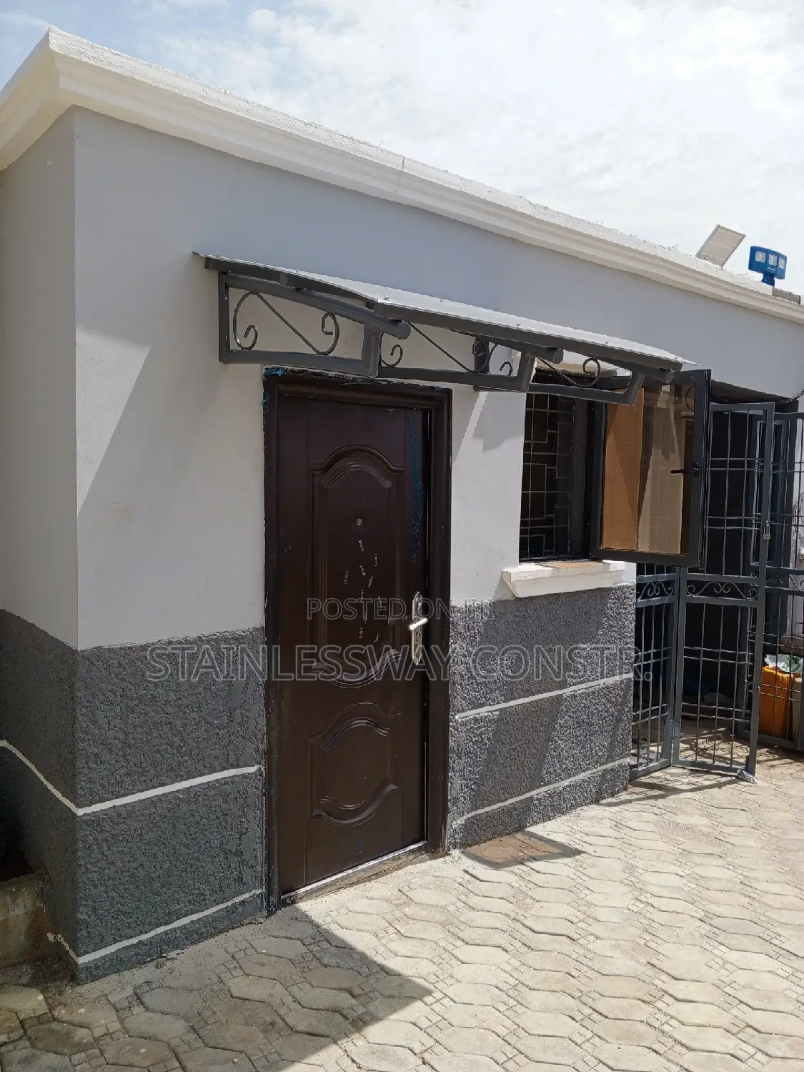 Skylight Sunshade Venzo