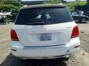 Mercedes-Benz GLK-Class 2015 Black