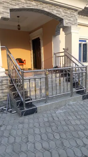 Silver Balcony Stanless Iron Handrail