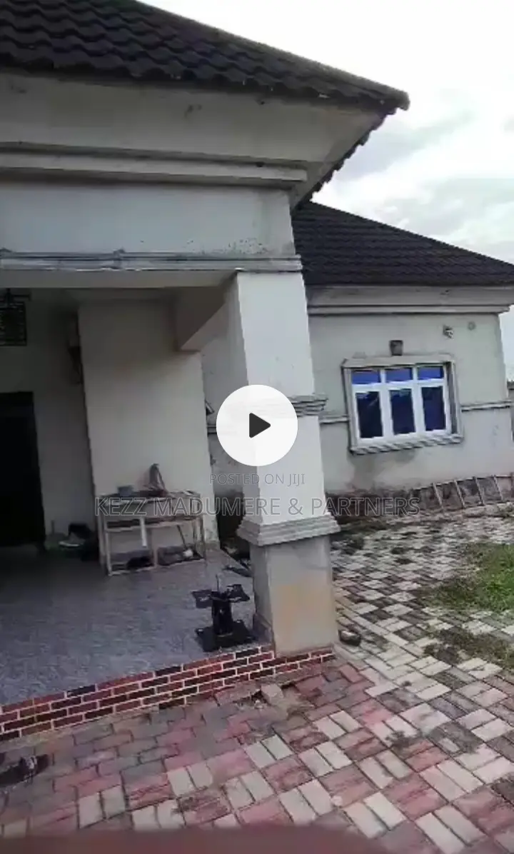 4bdrm Bungalow in Off Airport Rd , for sale
