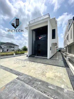 5bdrm Duplex in Osapa Lekki Lagos for sale