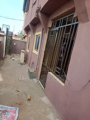 2bdrm Block of Flats in Oshimili South for rent