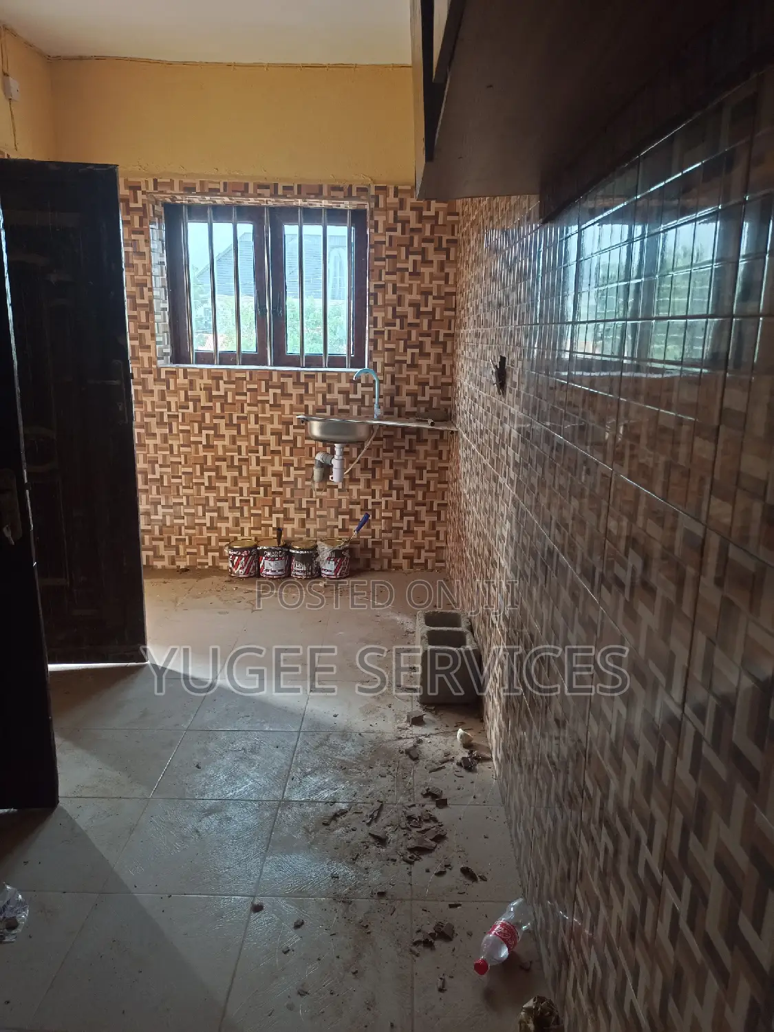 2bdrm Block of Flats in Oshimili South for rent
