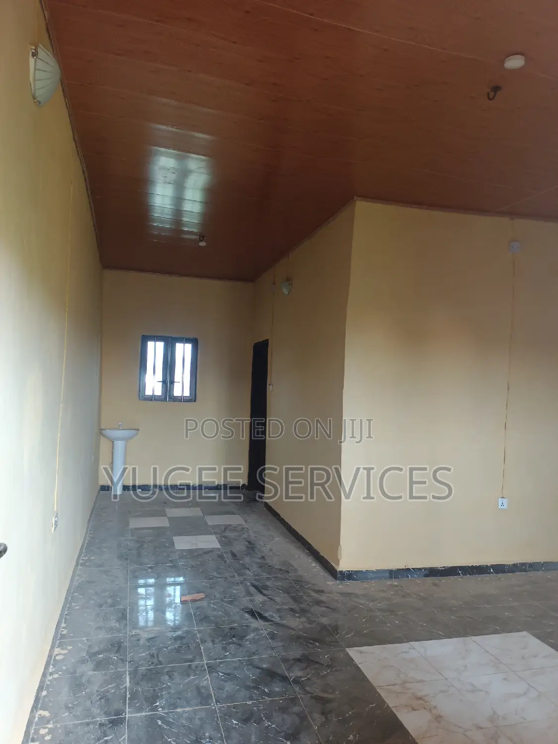 2bdrm Block of Flats in Oshimili South for rent