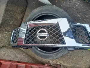 Front Grill Nissan Frontier 2008 to 2014