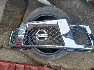 Front Grill Nissan Frontier 2008 to 2014
