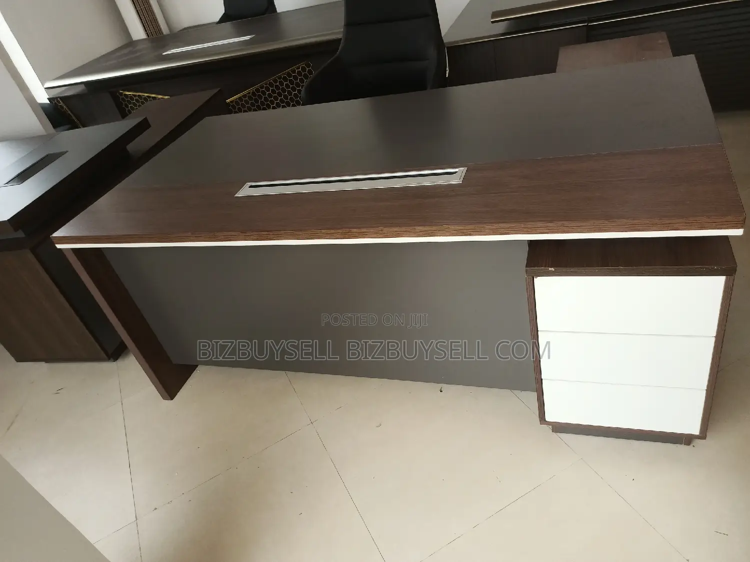 Executive Office Table With Extension