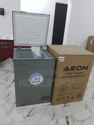 Cold Freezing Aeon 100litre Chest Freezer.