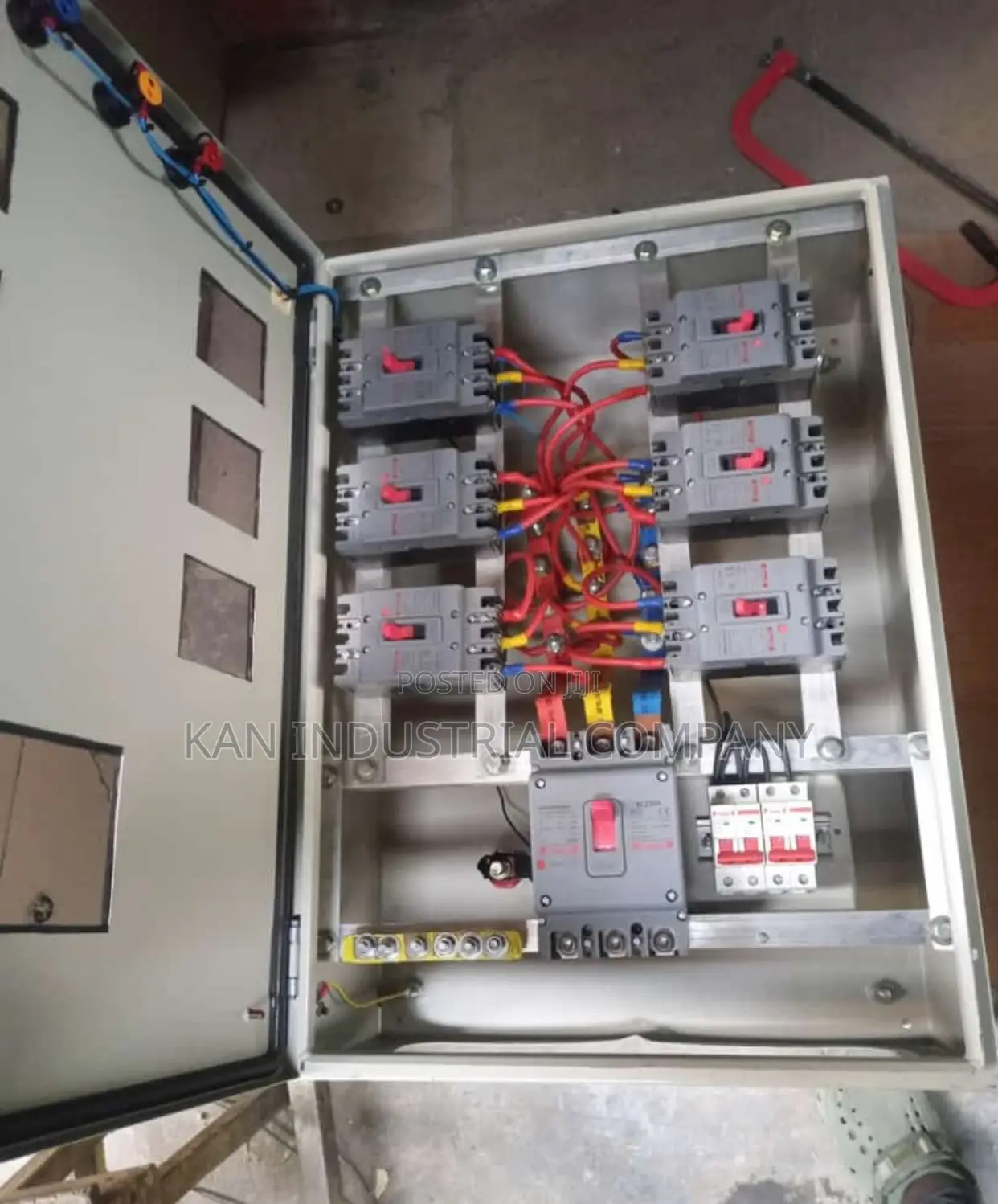 6 Ways Breaker Industrial Panel
