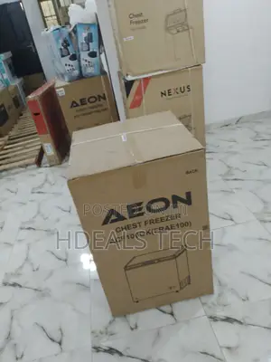 100 Litres Top Quality Aeon Chest Freezer.