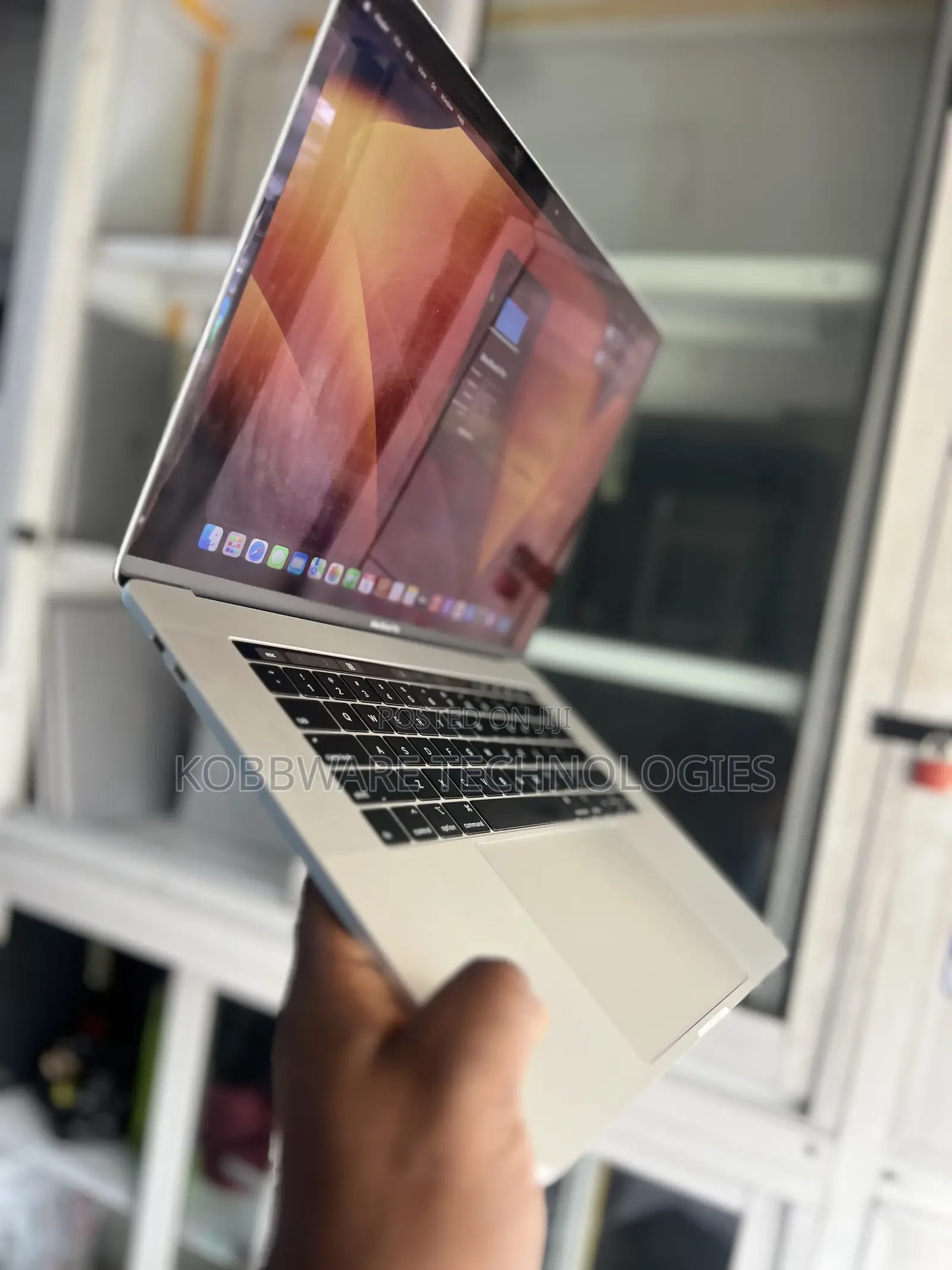 Laptop Apple MacBook Pro 2019 16GB Intel Core i9 SSD 512GB