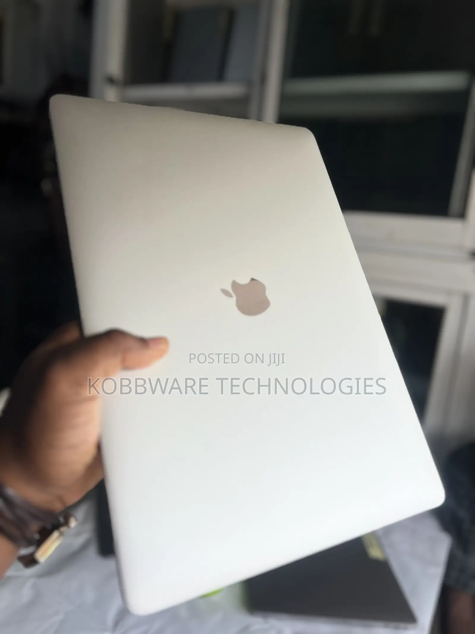Laptop Apple MacBook Pro 2019 16GB Intel Core i9 SSD 512GB