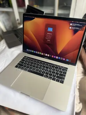 Laptop Apple MacBook Pro 2019 16GB Intel Core i9 SSD 512GB