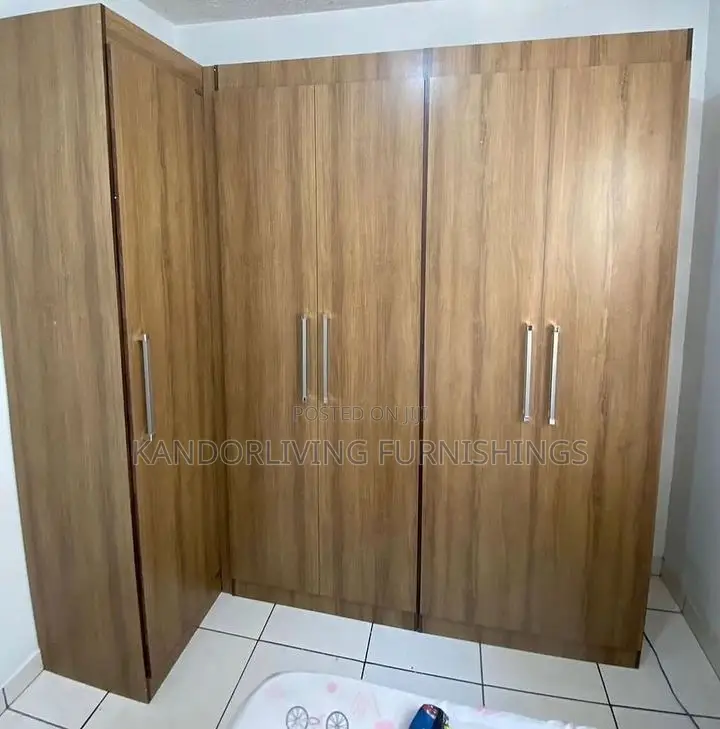 L Shape Closet Design