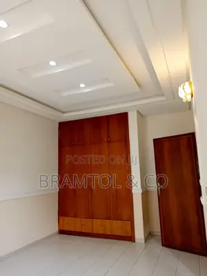 4bdrm Townhouse / Terrace in Jabi for rent