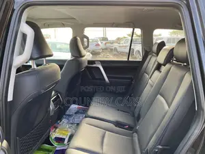 Toyota Land Cruiser Prado 2022 Black