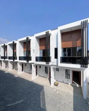 Furnished 3bdrm Duplex in Private Estate Ikota for sale