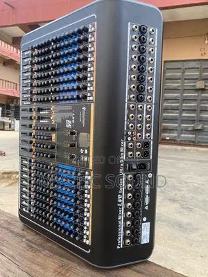 16 Channels Digital Mixer