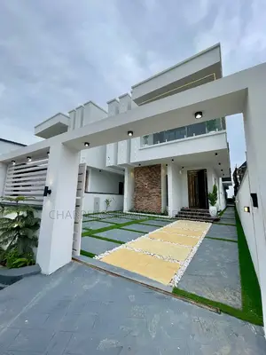 5bdrm Duplex in Ajah for rent
