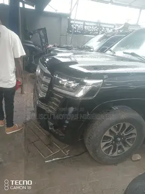 Toyota Sequoia 2001 Upgrade to Landcruiser 2023 Model