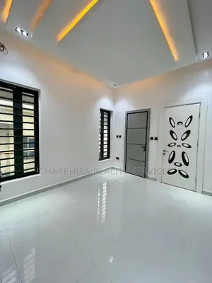 5bdrm Duplex in Ajah for rent
