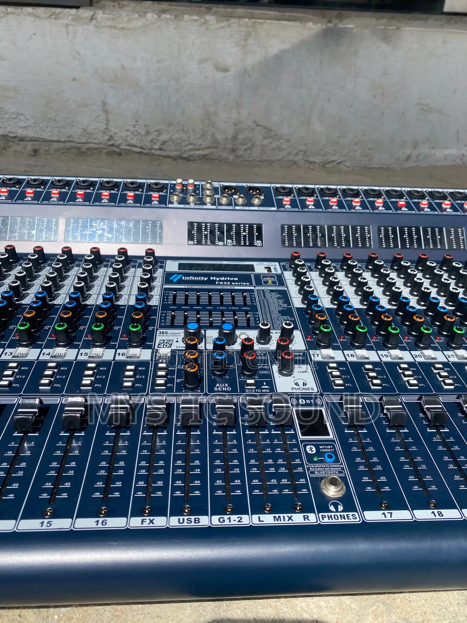 32channels Infinity Mixer FX
