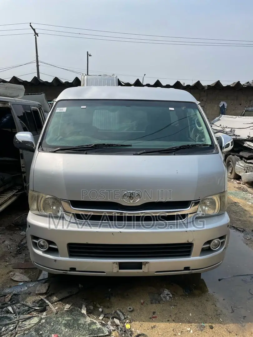 Toyota HiAce 2008 Grey