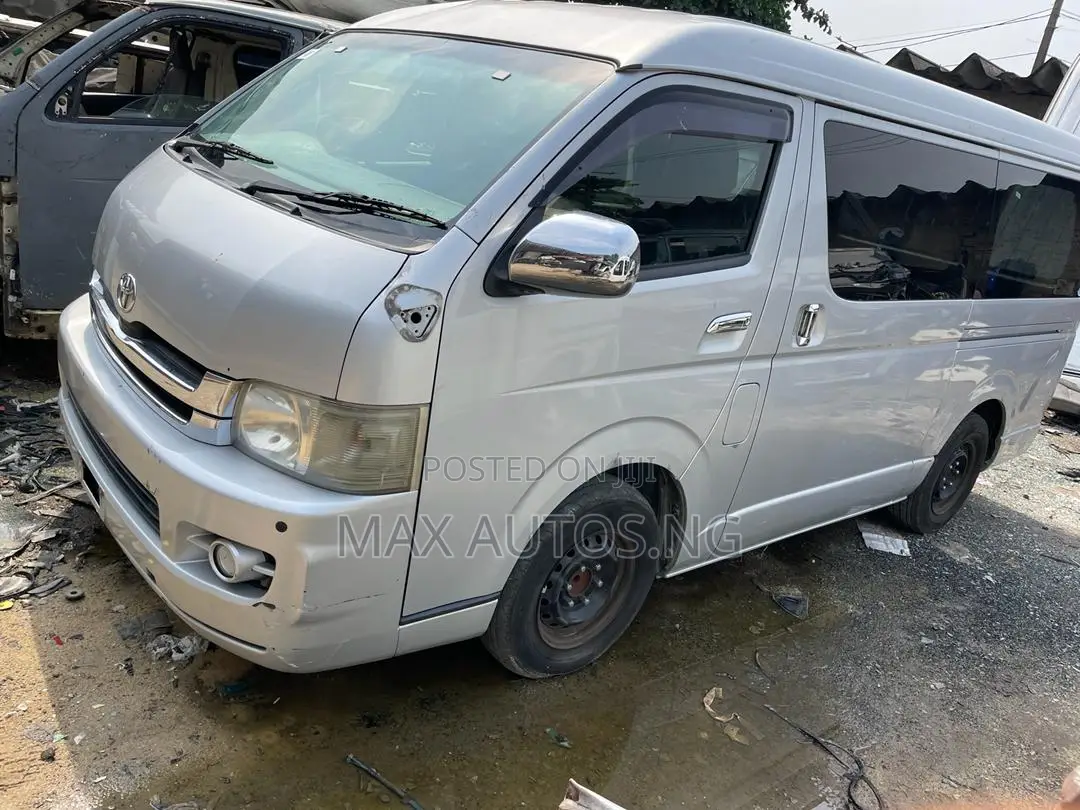 Toyota HiAce 2008 Grey