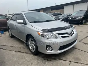 Toyota Corolla 2013 Silver