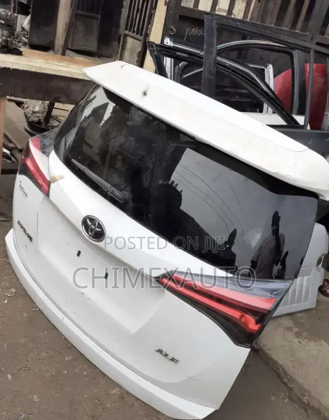 Complete Boot Replacement for Toyota Rav4 2014-2017