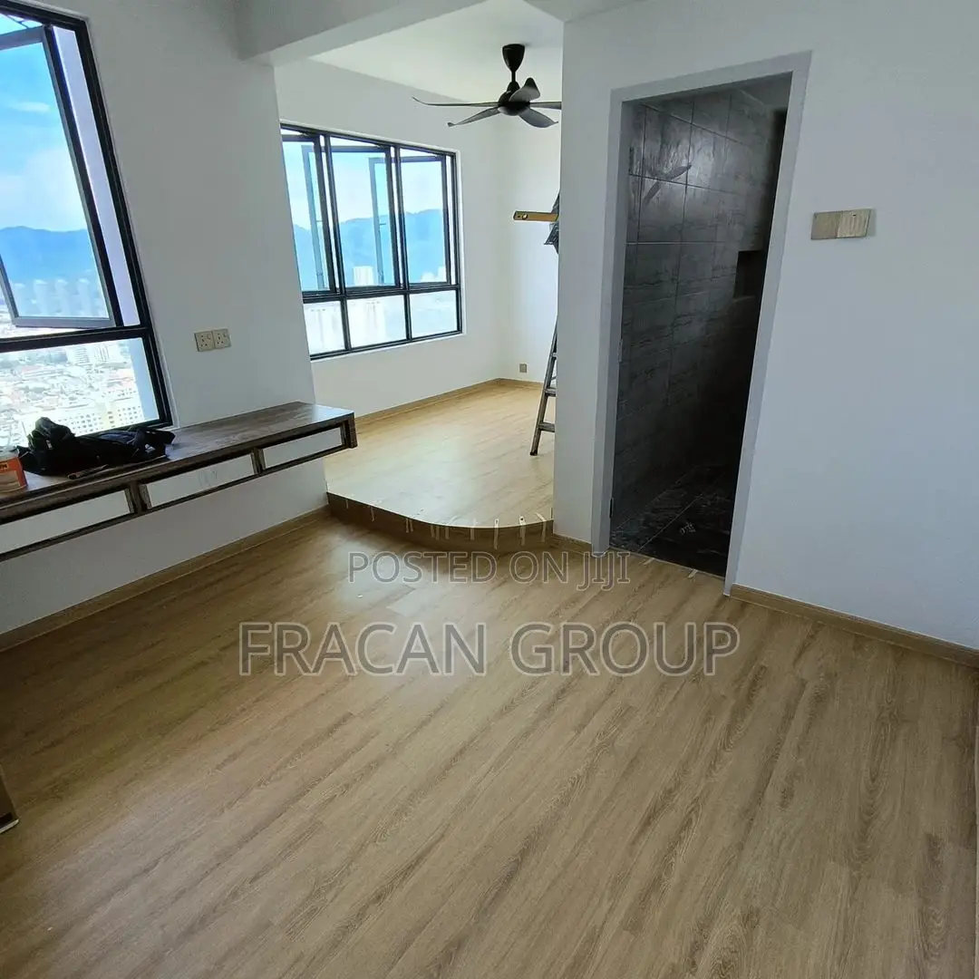 Vinyl PVC Luxury Floor in Lagos