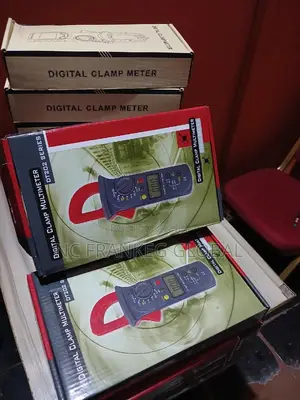 Digital Clamp Multimeter
