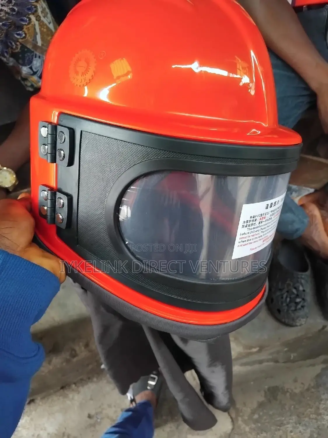 Holdwin Red Sandblasting Helmet.