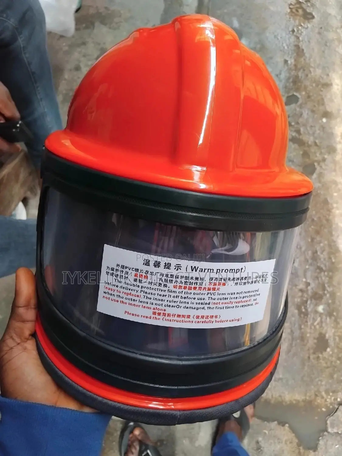 Holdwin Red Sandblasting Helmet.