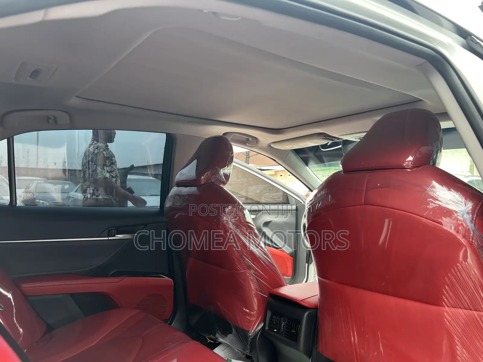 Toyota Camry 2019 White