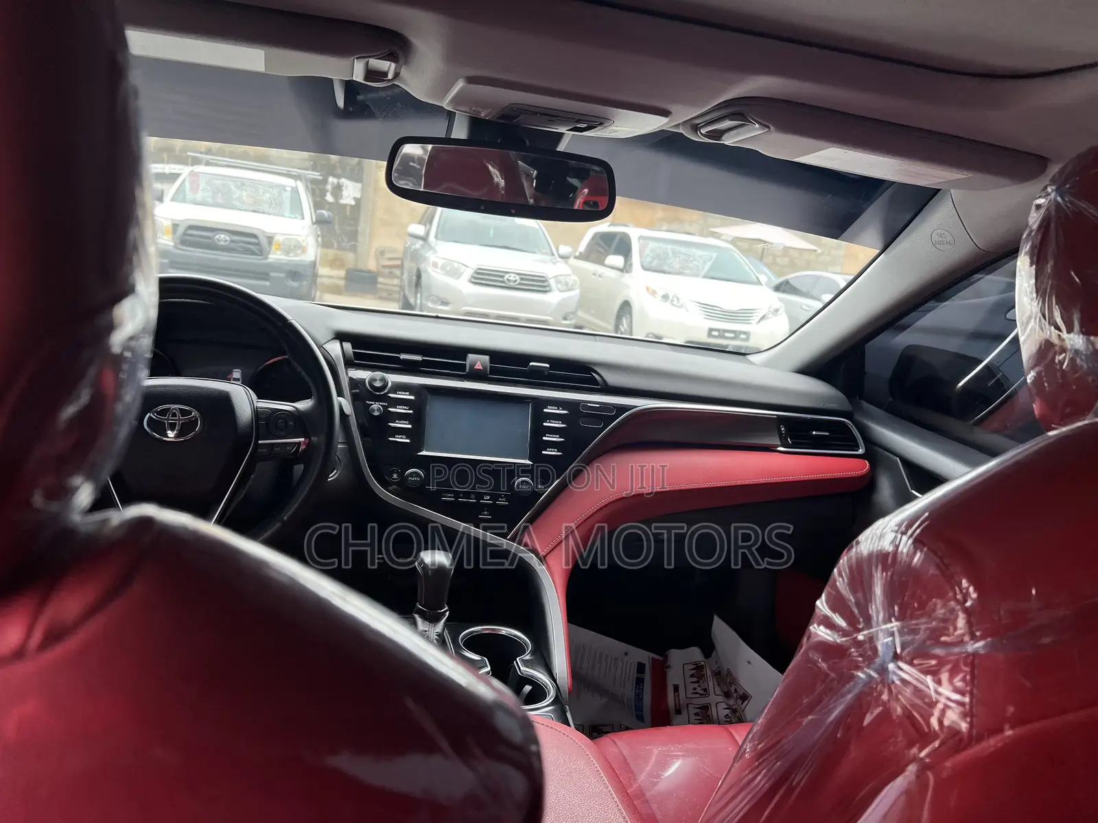 Toyota Camry 2019 White
