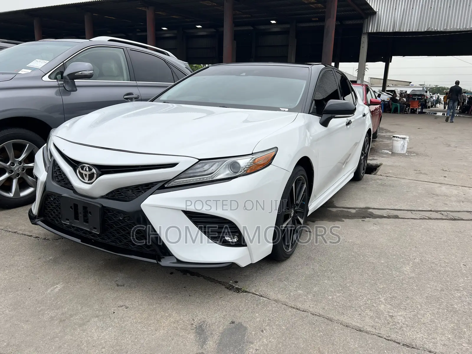 Toyota Camry 2019 White