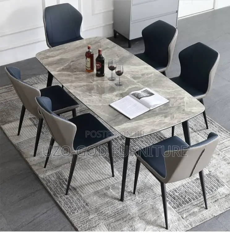 Exclusive 1.4 Meters Table and Chairs