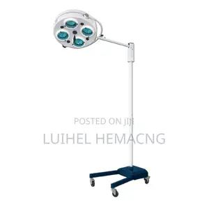 Four Bulb Mobile Operating Light