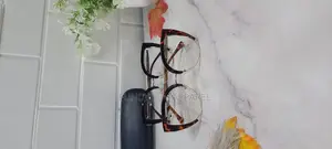 Extra Clear Female Eyeglasses