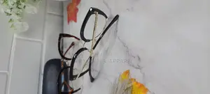 Extra Clear Female Eyeglasses