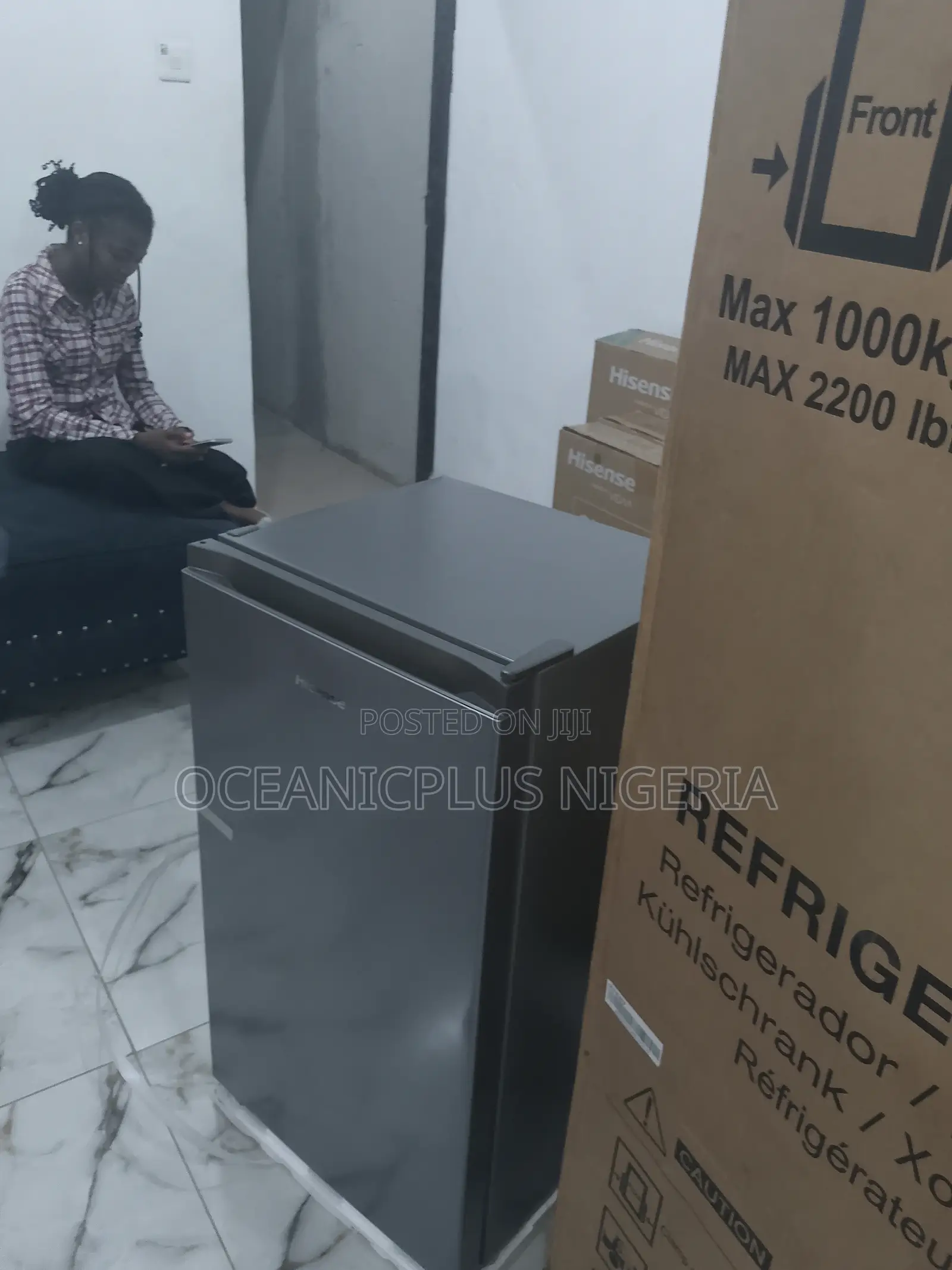 Branded 90litres Hisense Ref093dr Refrigerator