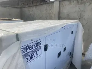 Powerful 30kva Perkins DIESEL Soundproof Generator