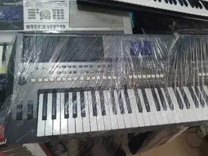 Yamaha Keyboard Uk Used PSR-S670