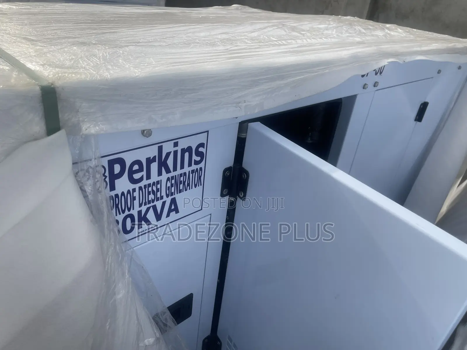 30kva 3phase Perkins Soundproof Generator